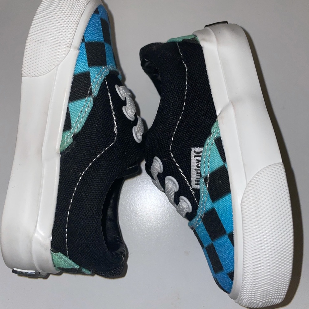 Hurley new 5c shoes